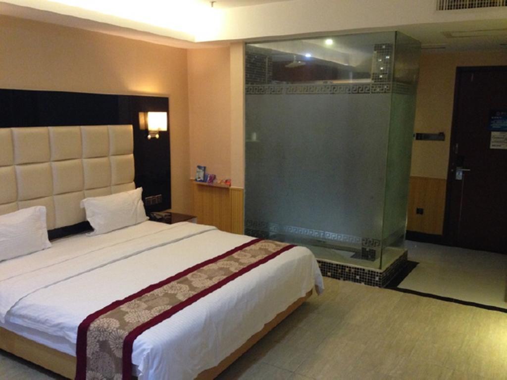 Tianguo Times Hotel Foshan Room photo